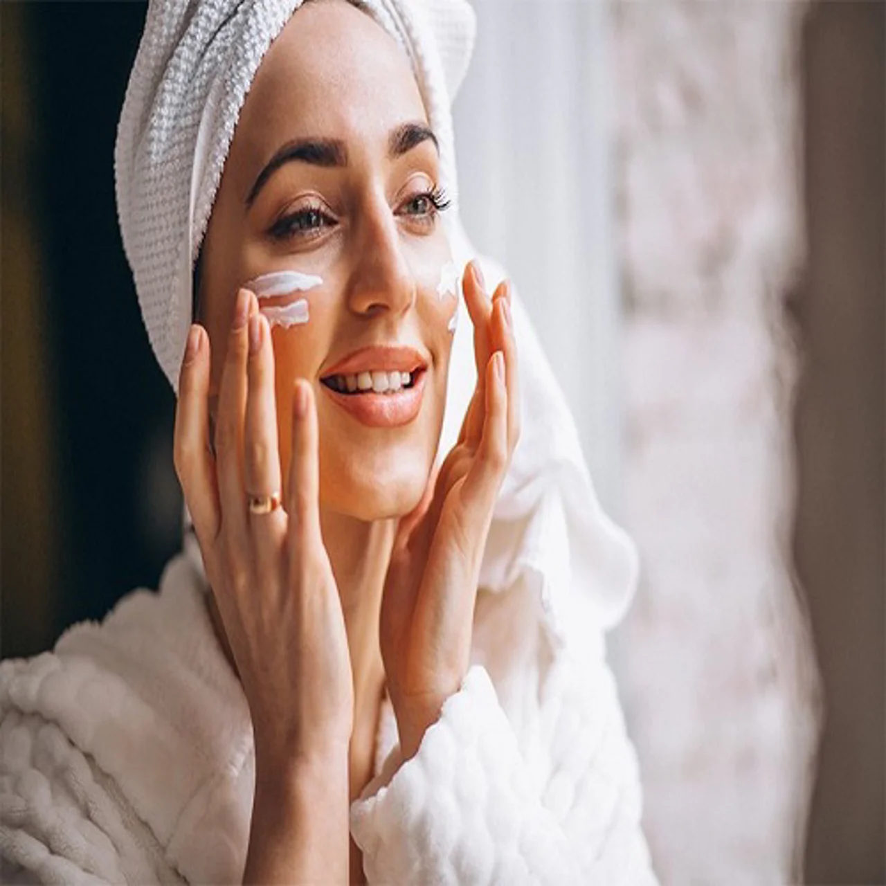 مراقبت های ضروری پوست صورت